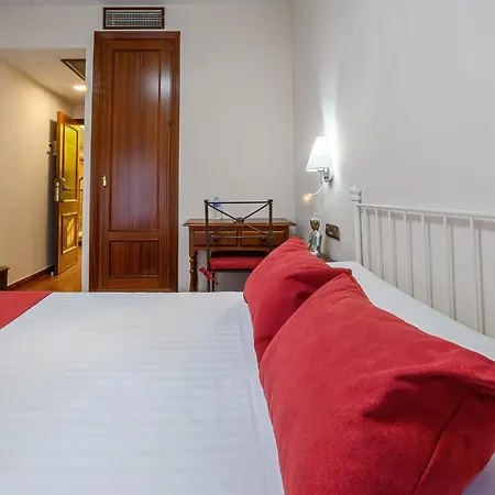 Hotel Hotel H28 Camas