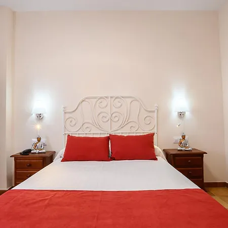 Hotel H28 Camas Hotel