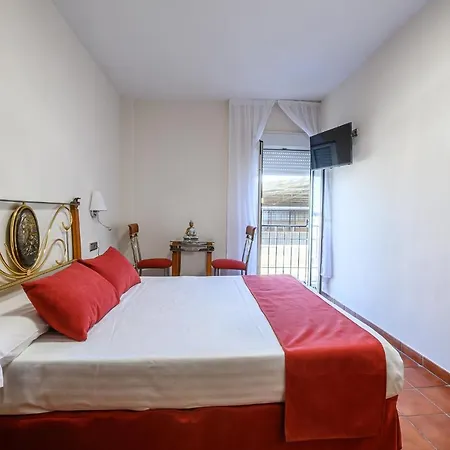 Hotel H28 Camas